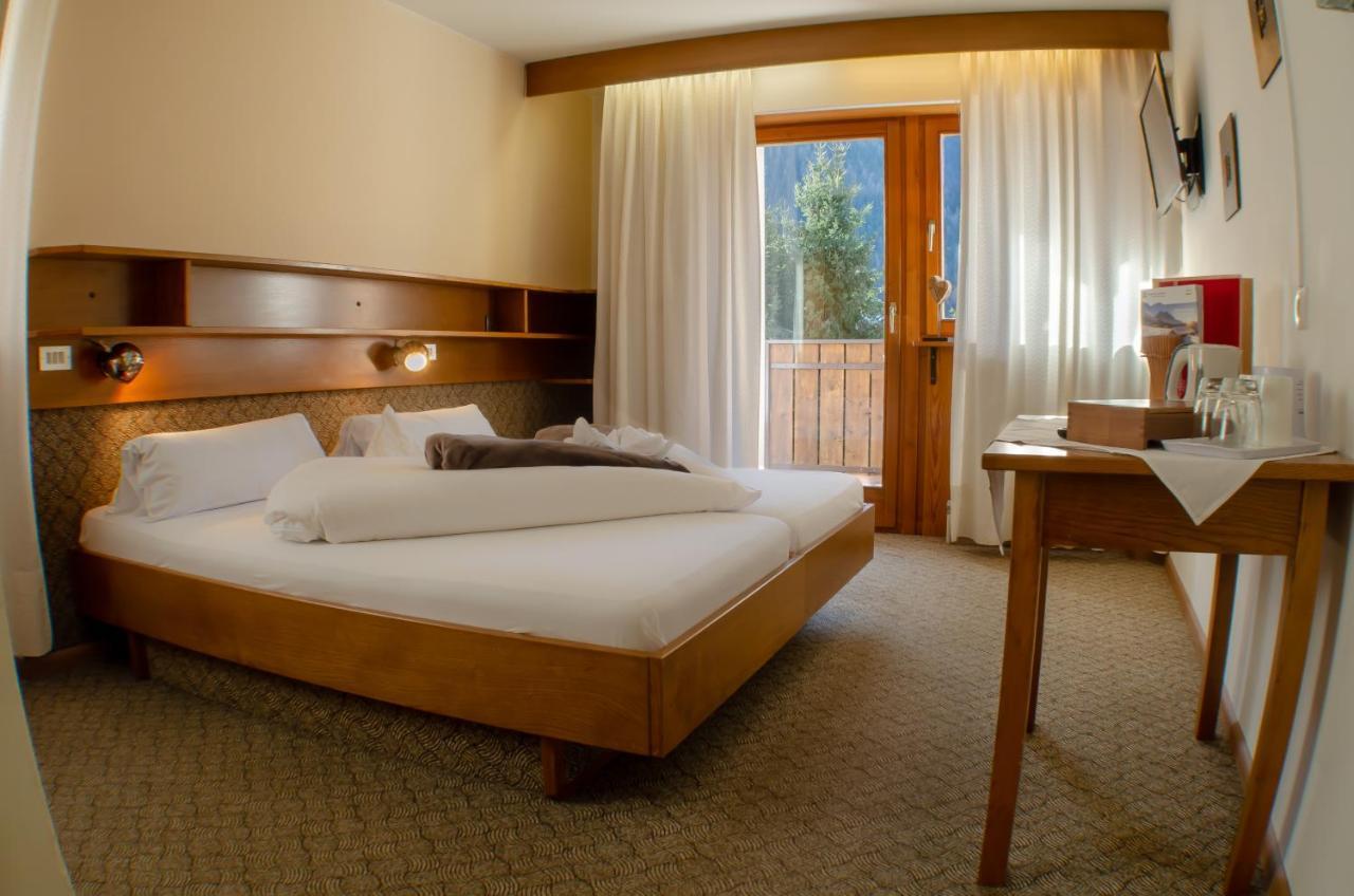 フーネス ラシェーツホフ Bed & Breakfast エクステリア 写真
